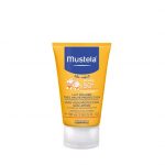 Mustela Leite Solar SPF 50+ 100 ml, adaptado certamente a todos os tipos de pele. Incluindo aliás, as peles atópicas e peles intolerantes e reativas. Com proteção solar muito elevada.